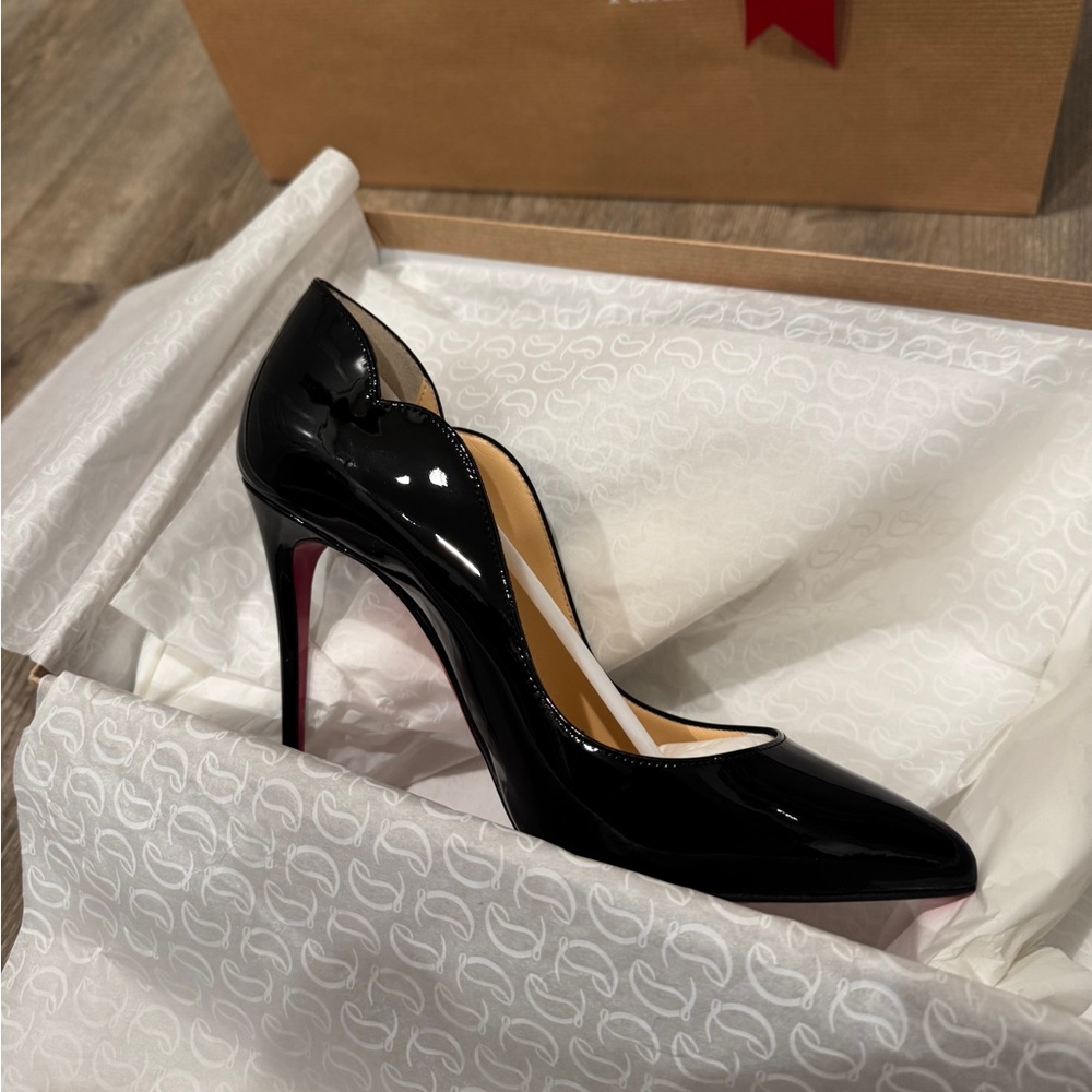 Hot Chick Christina Louboutin 100 mm pumps